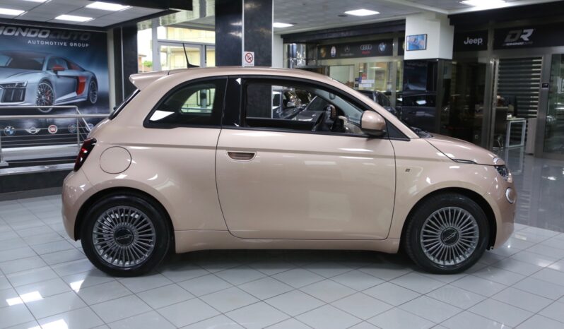 Fiat 500e 42 kWh Icon pieno