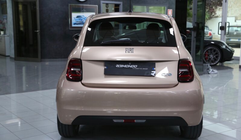 Fiat 500e 42 kWh Icon pieno