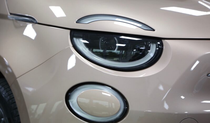 Fiat 500e 42 kWh Icon pieno