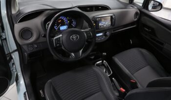 Toyota Yaris 1.5 Hybrid Style auto pieno