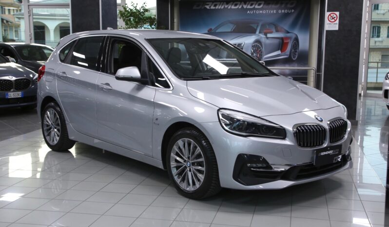 BMW 220d Active Tourer Luxury auto pieno