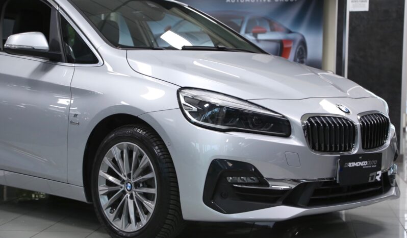 BMW 220d Active Tourer Luxury auto pieno