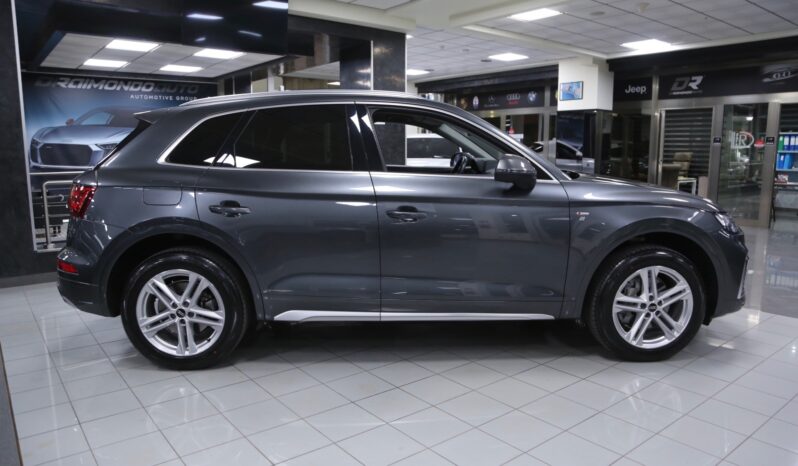 Audi Q5 40 TDI 204 cv mhev quattro S tronic S line pieno