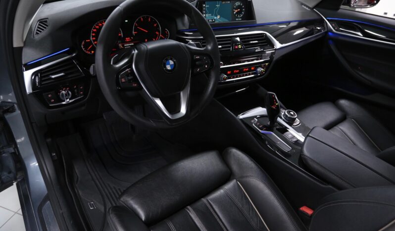 BMW 520d Sport line auto pieno