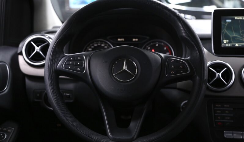 Mercedes B 160 d Business pieno