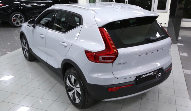 Volvo XC40 T5 Recharge Plug-in Hybrid Inscription Expression pieno