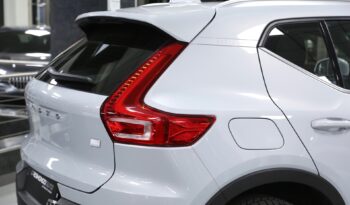 Volvo XC40 T5 Recharge Plug-in Hybrid Inscription Expression pieno