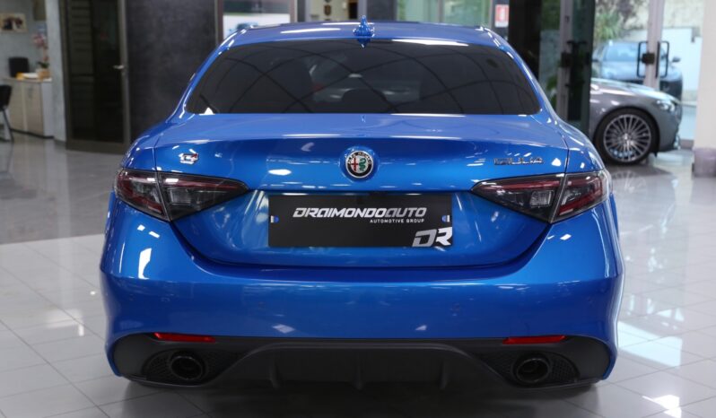 Alfa Romeo Giulia 2.2 Turbodiesel 210cv AT8 AWD Q4 Competizione pieno