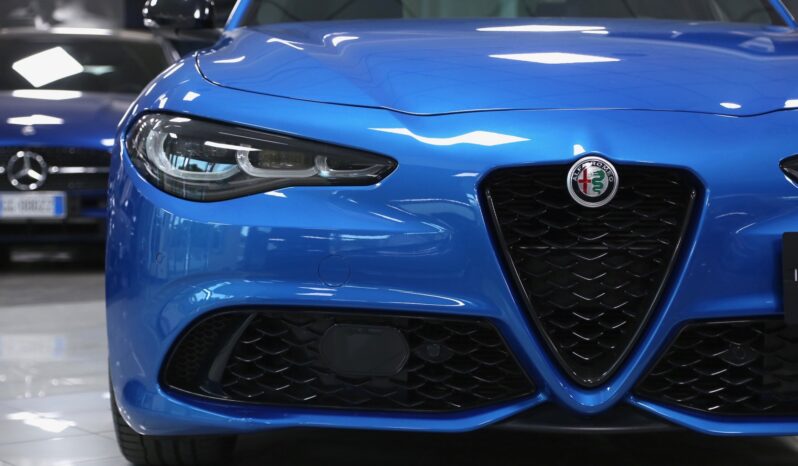 Alfa Romeo Giulia 2.2 Turbodiesel 210cv AT8 AWD Q4 Competizione pieno