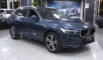 Volvo XC60 D4 Geartronic Momentum Pro pieno