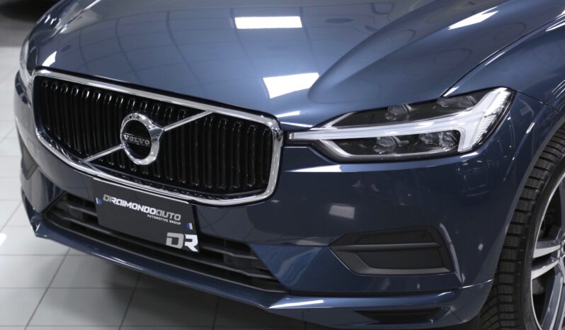 Volvo XC60 D4 Geartronic Momentum Pro pieno