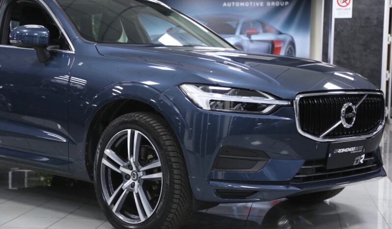 Volvo XC60 D4 Geartronic Momentum Pro pieno