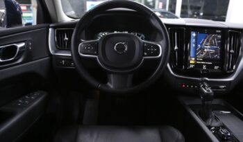 Volvo XC60 D4 Geartronic Momentum Pro pieno