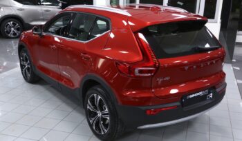 Volvo XC40 T4 Recharge Plug-in Hybrid Inscription Expression pieno