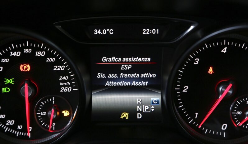 Mercedes GLA 200 d Sport auto pieno