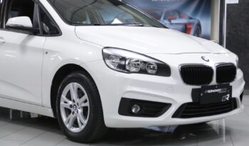 BMW 216d Active Tourer Advantage pieno