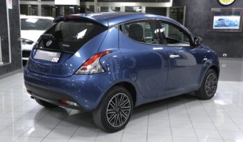 Lancia Ypsilon 1.0 Hybrid Gold_neopatentati pieno