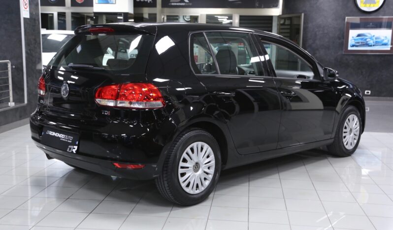 Volkswagen Golf 1.6 TDI 105cv Business pieno