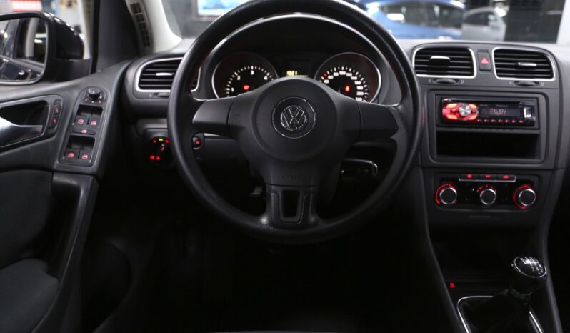 Volkswagen Golf 1.6 TDI 105cv Business pieno