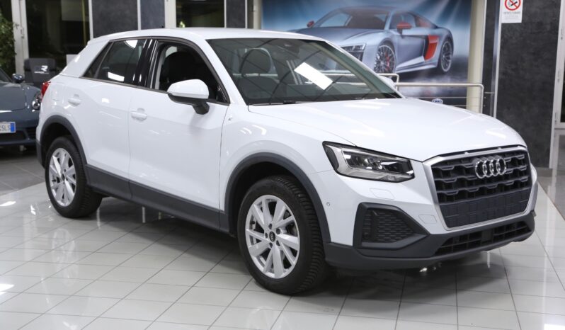 Audi Q2 30 TDI Business pieno