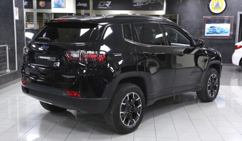 Jeep Compass 1.3 Turbo T4 PHEV AT6 4xe Trailhawk pieno