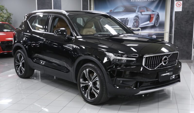 Volvo XC40 T5 Recharge Plug-in Hybrid Inscription auto pieno