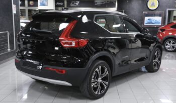 Volvo XC40 T5 Recharge Plug-in Hybrid Inscription auto pieno