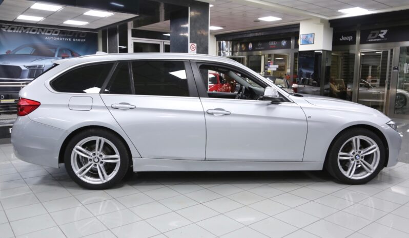 BMW 318d Touring Business Advantage auto pieno