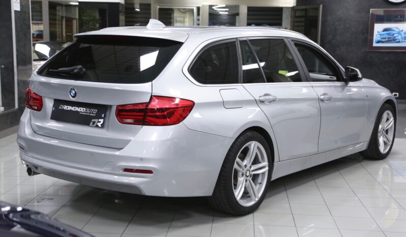 BMW 318d Touring Business Advantage auto pieno