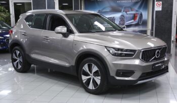 Volvo XC40 T5 Recharge Plug-in Hybrid Inscription Expression auto pieno