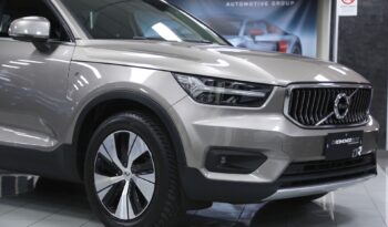 Volvo XC40 T5 Recharge Plug-in Hybrid Inscription Expression auto pieno