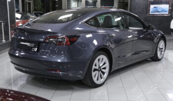 Tesla Model 3 Long Range Dual Motor AWD auto pieno