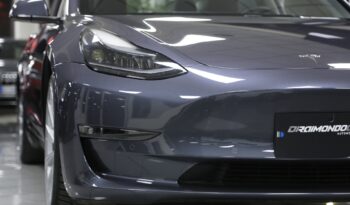 Tesla Model 3 Long Range Dual Motor AWD auto pieno