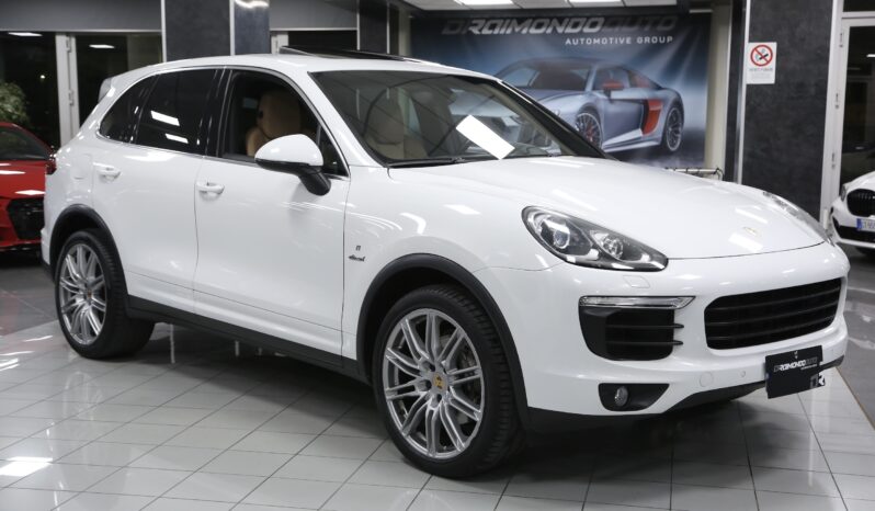 Porsche Cayenne 3.0 Diesel auto pieno