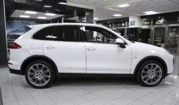 Porsche Cayenne 3.0 Diesel auto pieno