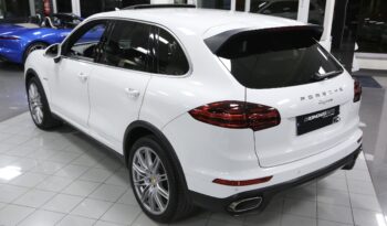 Porsche Cayenne 3.0 Diesel auto pieno