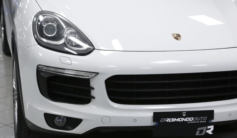 Porsche Cayenne 3.0 Diesel auto pieno