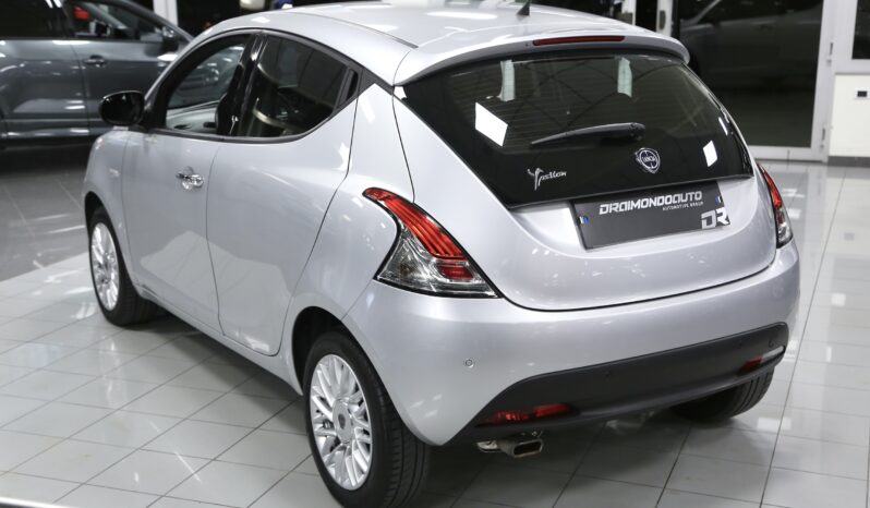 Lancia Ypsilon 1.3 MJT 16V 95 CV 5 porte S&S Gold pieno