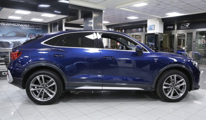 Audi Q3 Sportback 35 TDI Quattro S tronic S line edition pieno