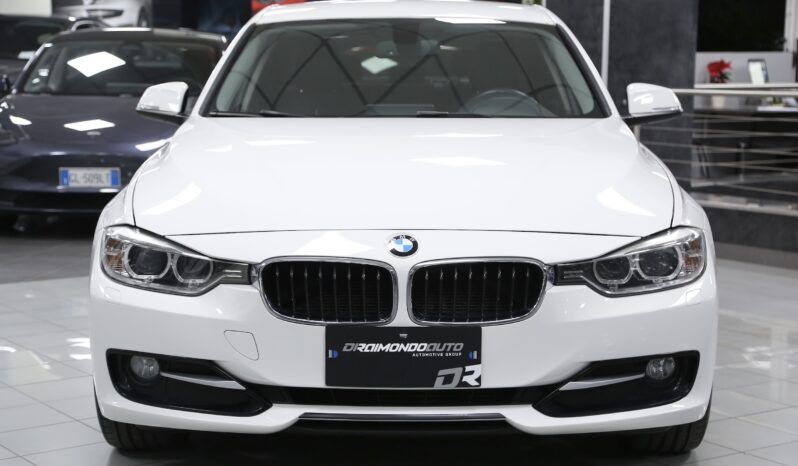 BMW 320d Sport pieno