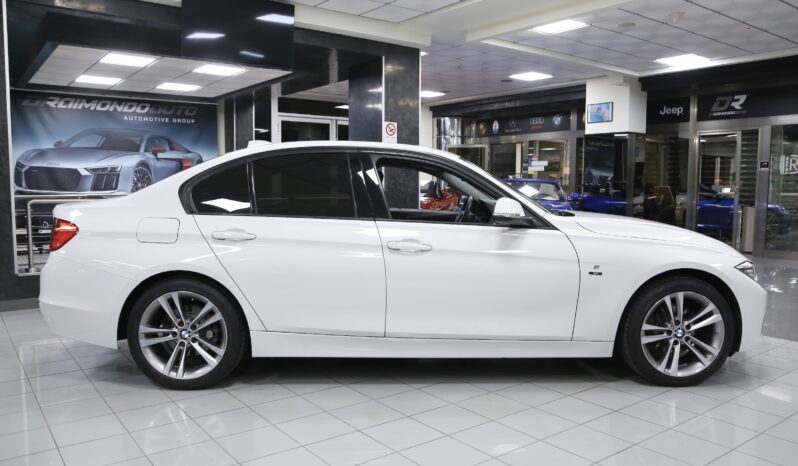 BMW 320d Sport pieno