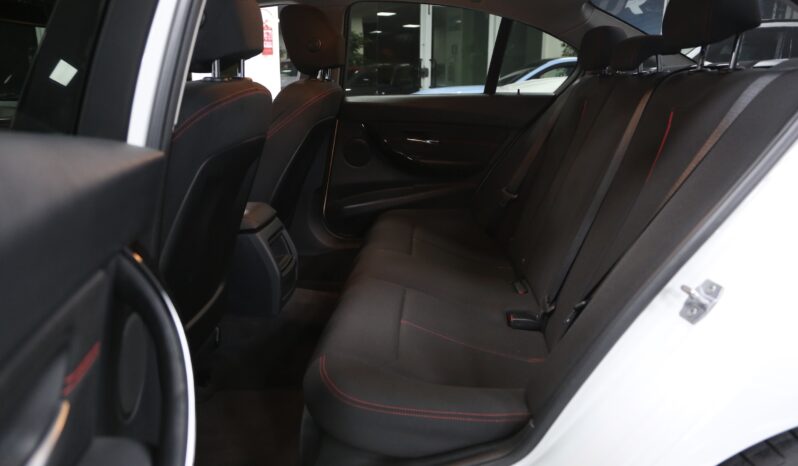 BMW 320d Sport pieno