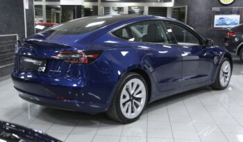 Tesla Model 3 Long Range Dual Motor AWD auto pieno