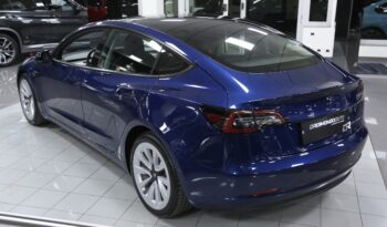 Tesla Model 3 Long Range Dual Motor AWD auto pieno