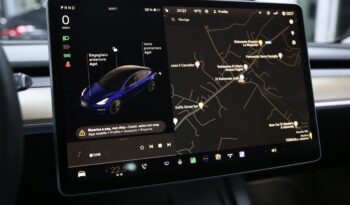 Tesla Model 3 Long Range Dual Motor AWD auto pieno