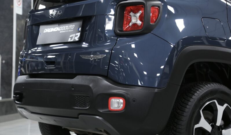 Jeep Renegade 1.3 T4 240 cv PHEV 4xe AT6 Trailhawk pieno